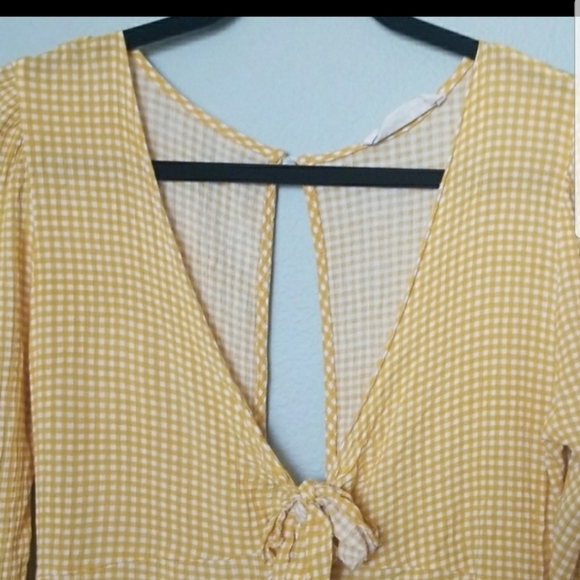 Audrey 3+1 Butter yellow gingham long sleeve romper medium - Picture 6 of 8